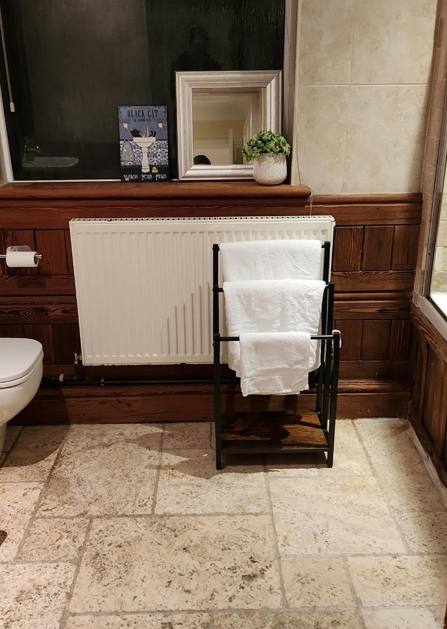 Large 2 Bed Holiday Let In Central Ystradgynlais Eksteriør billede
